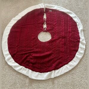 UGG Red 54" Cable Knit Faux Fur Christmas Tree Skirt